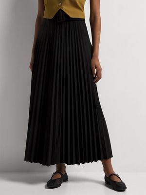 Belted Pleated Suedette Maxi Skirt