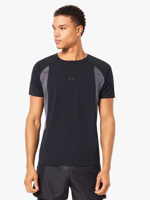 Men's Oakley Blak Pursuit Pro Training T-Shirt