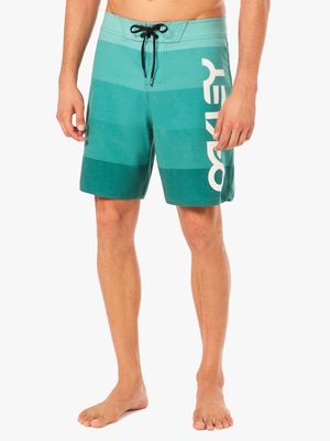 Men's Oakley Green Retro Mark Surfing 19 Boardshort