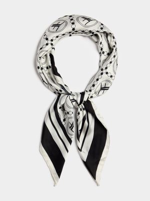 FF Circles Print Square Scarf