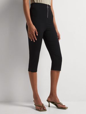 Y&G Zip Front Bengaline Capri Pants