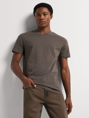 Men's Markham V-Neck Green T-Shirt