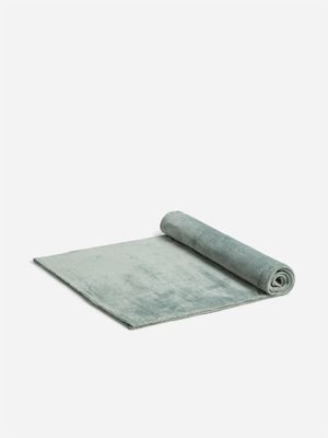 Jet Home Iceberg Green Geo Embossed Fleece Blanket 150x180