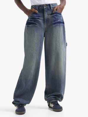 Women's Tinted Wash Barrel Jeans