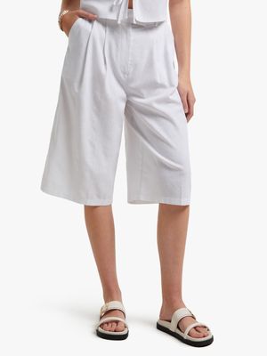 Women's White Bermuda Shorts