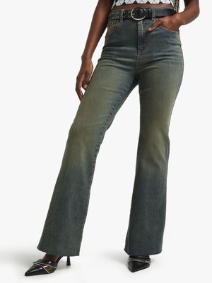 Women's Medium Wash Kickflare Jeans