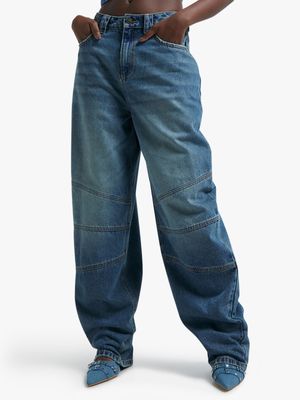 Women's Medium Wash Barrel Jeans