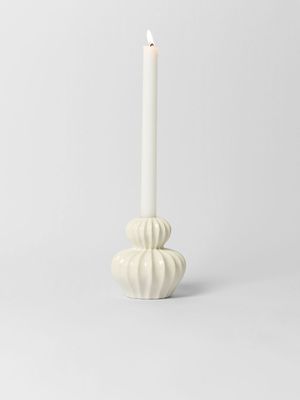 Ribbed Pod Dinner Candle Holder 10 x 11cm