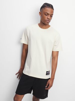 Redbat Athletics Men's Off White Relaxed T-Shirt