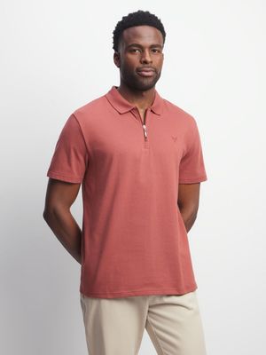 Men's Burgundy Quarter Zip Golfer