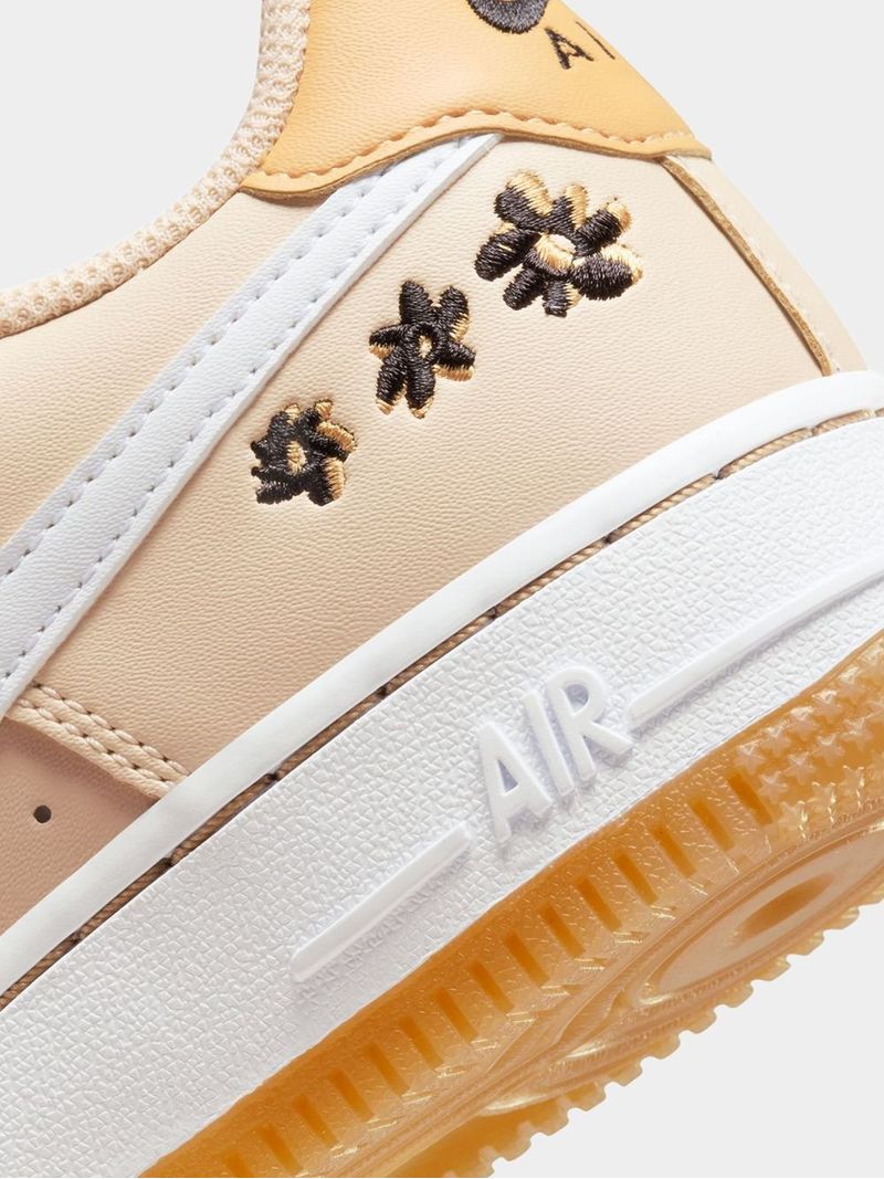 Nike Junior Air Force 1 Low Beige Sneaker Bash