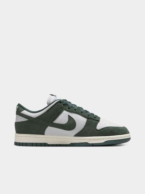 Nike Women's Dunk Low Green/White Sneaker