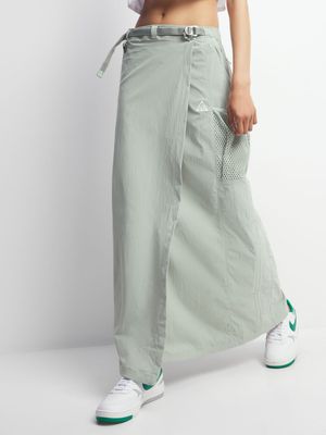 Nike Women's ACG "Snowgrass" Women's UV Jade Skirt