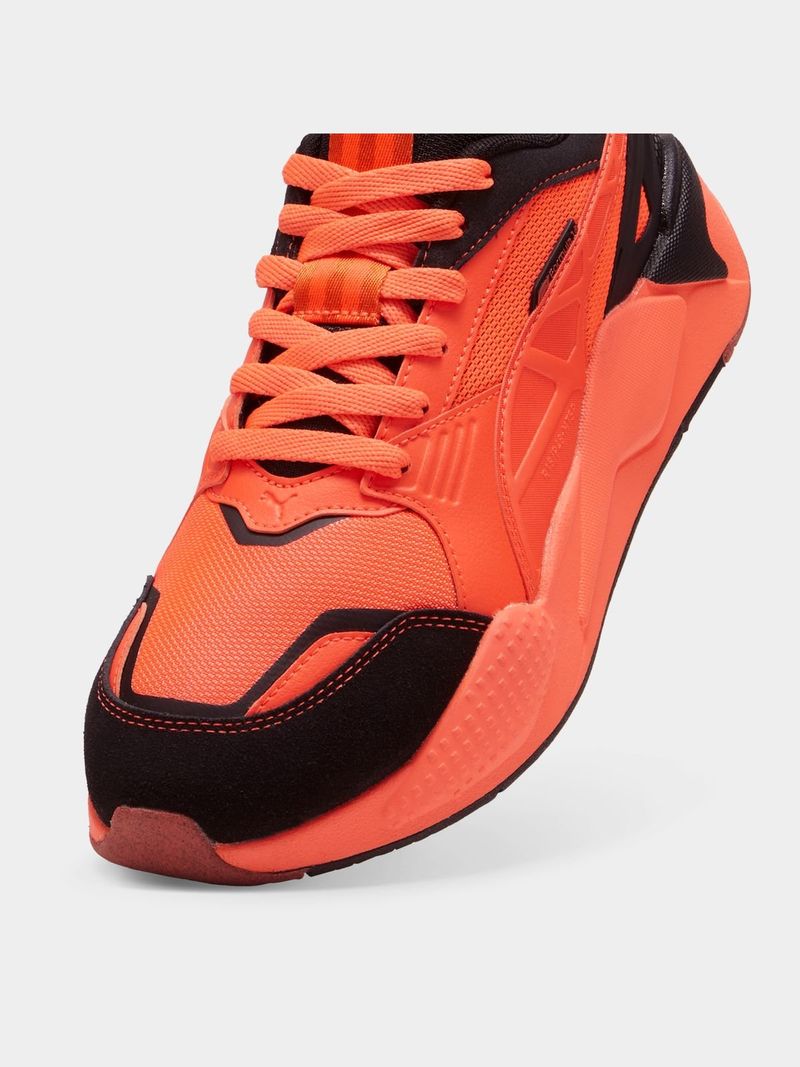 Rs x orange store