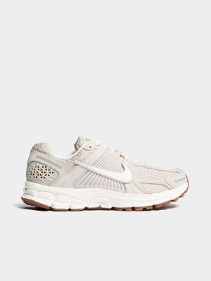 Nike Women's Vomero 5 Beige Sneaker