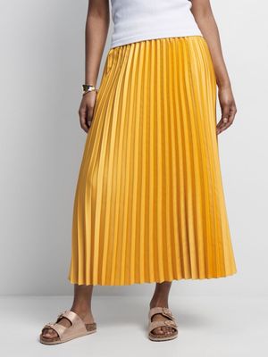 Women's Yellow Pleated Skirt