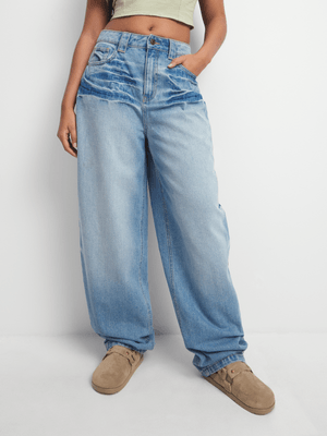 Women's Light Wash Barrel Jeans