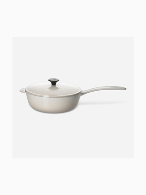 Le Creuset Meringue Saucier 21cm