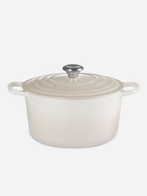 Le Creuset Signature Deep Round Cocotte 26cm Meringue