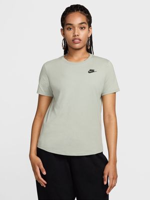 Womens Nike Sportswear Club Essentials Jade Horizon Tee