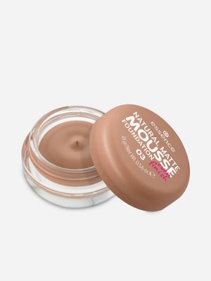 Essence Natural Matte Mousse Foundation