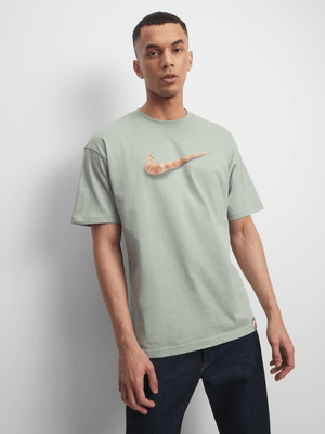 Nike Men's Nsw Max90 Green T-Shirt