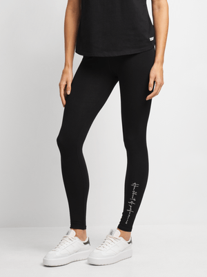 Nike Women s dragable Sportswear Metallic Leggings