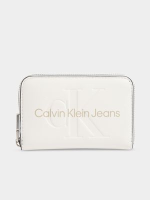 Women's Calvin Klein White Sculpted  Zip Around Mono Bag