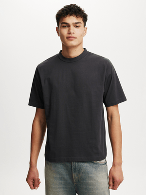 Men's Cotton On Black Cropped Fit T-Shirt