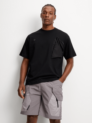 Anatomy Men's Nylon Pockets Black T-Shirt