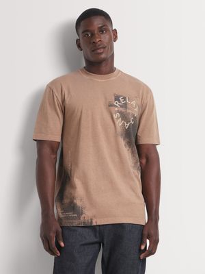 Men's Relay Jeans Boxy Abstract Washed Taupe Graphic T-Shirt