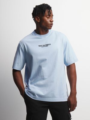 Mens TS Relaxed Fit Rubber Badge Sky Blue Tee