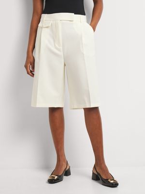 Gabrielle Pleated Bermuda Shorts