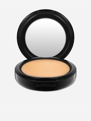 MAC Studio Fix Powder Plus Foundation