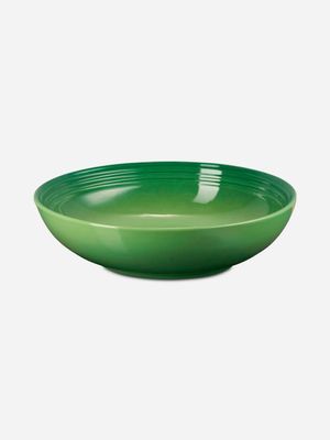 le creuset serving bowl 32cm bamboo