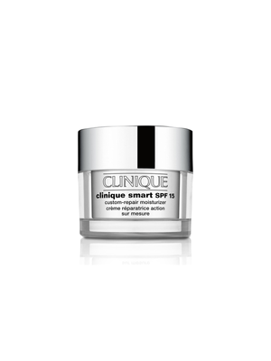 Clinique Smart Broad Spectrum SPF 15 Custom-repair Moisturizer Combination Oily