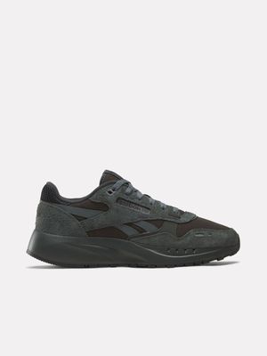 Reebok Men's CL Leather Morden Black Sneaker