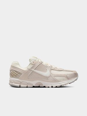 Nike Men's Vomero 5 Beige/Cream Sneaker