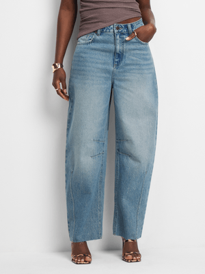 Women's Light Wash Cropped Barrel Denim Jeans