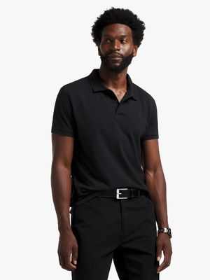 Men's Black Golfer