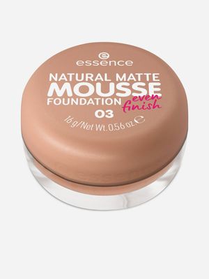 Essence Natural Matte Mousse Foundation