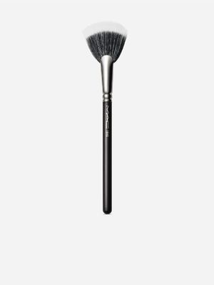 MAC 184 Synthetic Duo Fibre Fan Brush