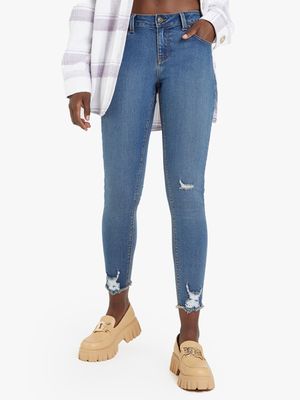 Women's Medium Wash Ankle Grazer Jeans