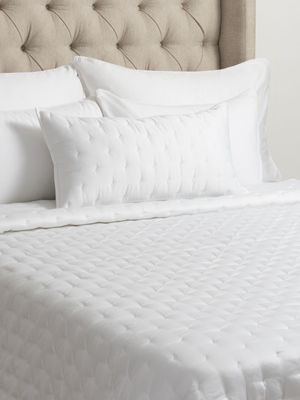 Grace Regal Quilt White 220x240