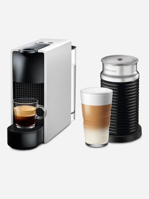 nespresso essenza mini silver C30 bundle