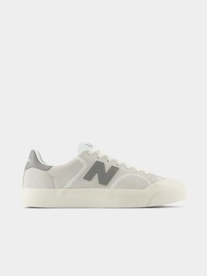 New Balance Men's 100 Cream/Grey Sneaker