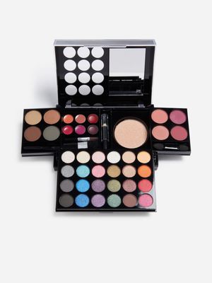 Foschini All Woman Make up Pallette