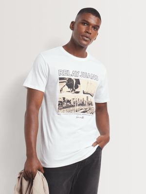 Men's Relay Jeans Slim Fit Mandela Bridge White Graphic T-Shirt