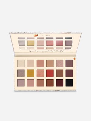 Essence Blooming Wings Eyeshadow Palette03