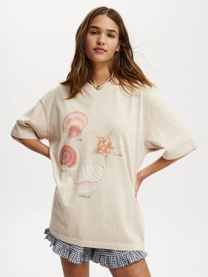 Women's Cotton On Beige The Boxy Graphic T-shirt